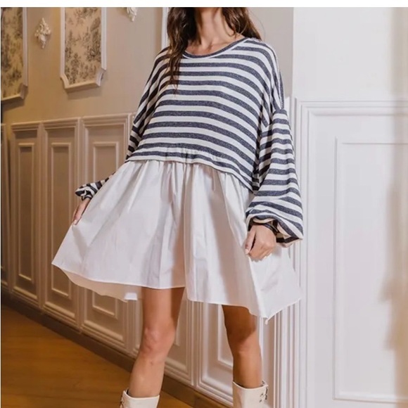 BUCKETLIST - Stripe Top Contrast Poplin Oversized Dress Size M - Picture 2 of 5